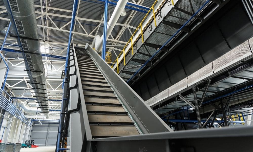 The Benefits of Overhead Conveyor Systems
