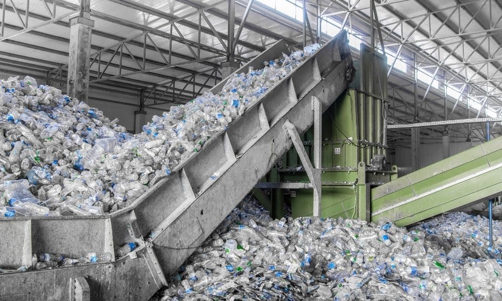 Signs It's Time To Replace Your Conveyor Belts